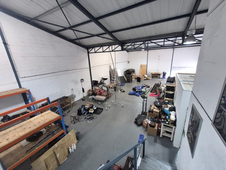 To Let Commercial Property for Rent in Maitland Western Cape